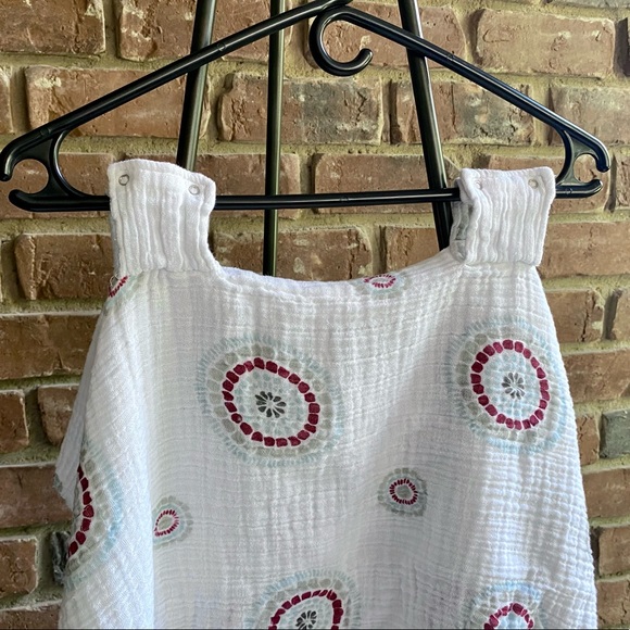 Aden and Anais Car Seat Canopy - Picture 3 of 9